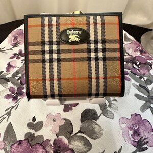 Burberry Beige & Black Wallet